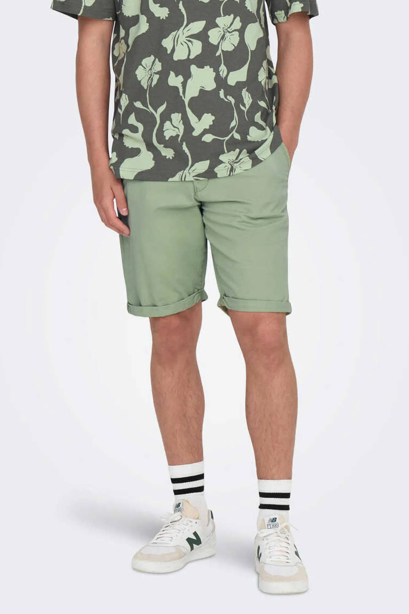 Only & Sons Bermuda Estilo Chino Verde Hot