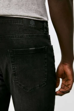 Bermudas De Ganga Lavada Basicas Corte Slim Pretas