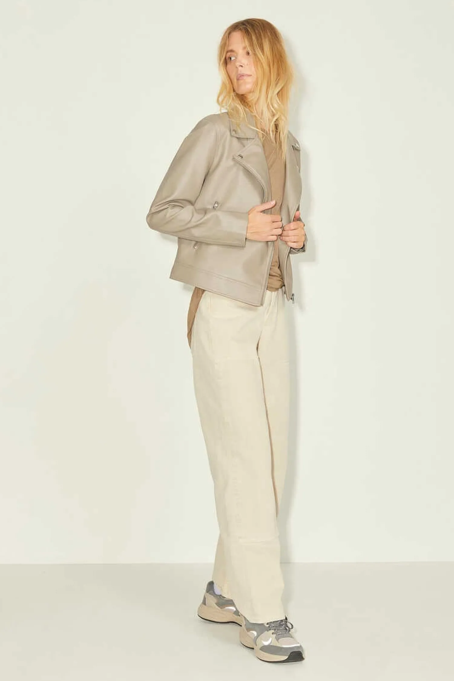 Jack & Jones Blusoes E Casacos-Blusao De Mulher De Couro