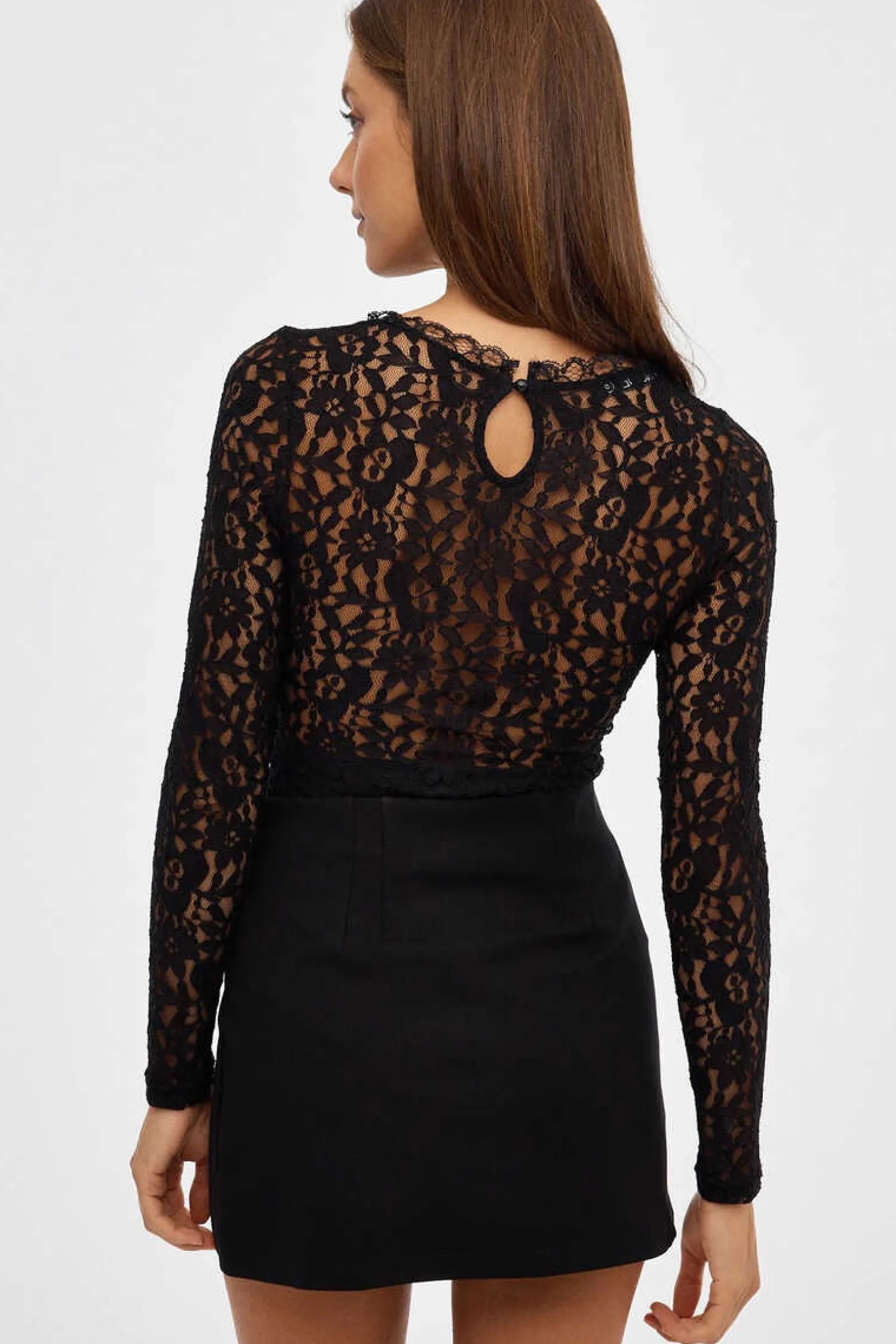 Inside Maio-Body Lingerie Blonda