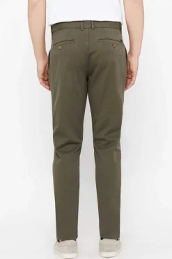 Calcas Chino Leves Corte Slim