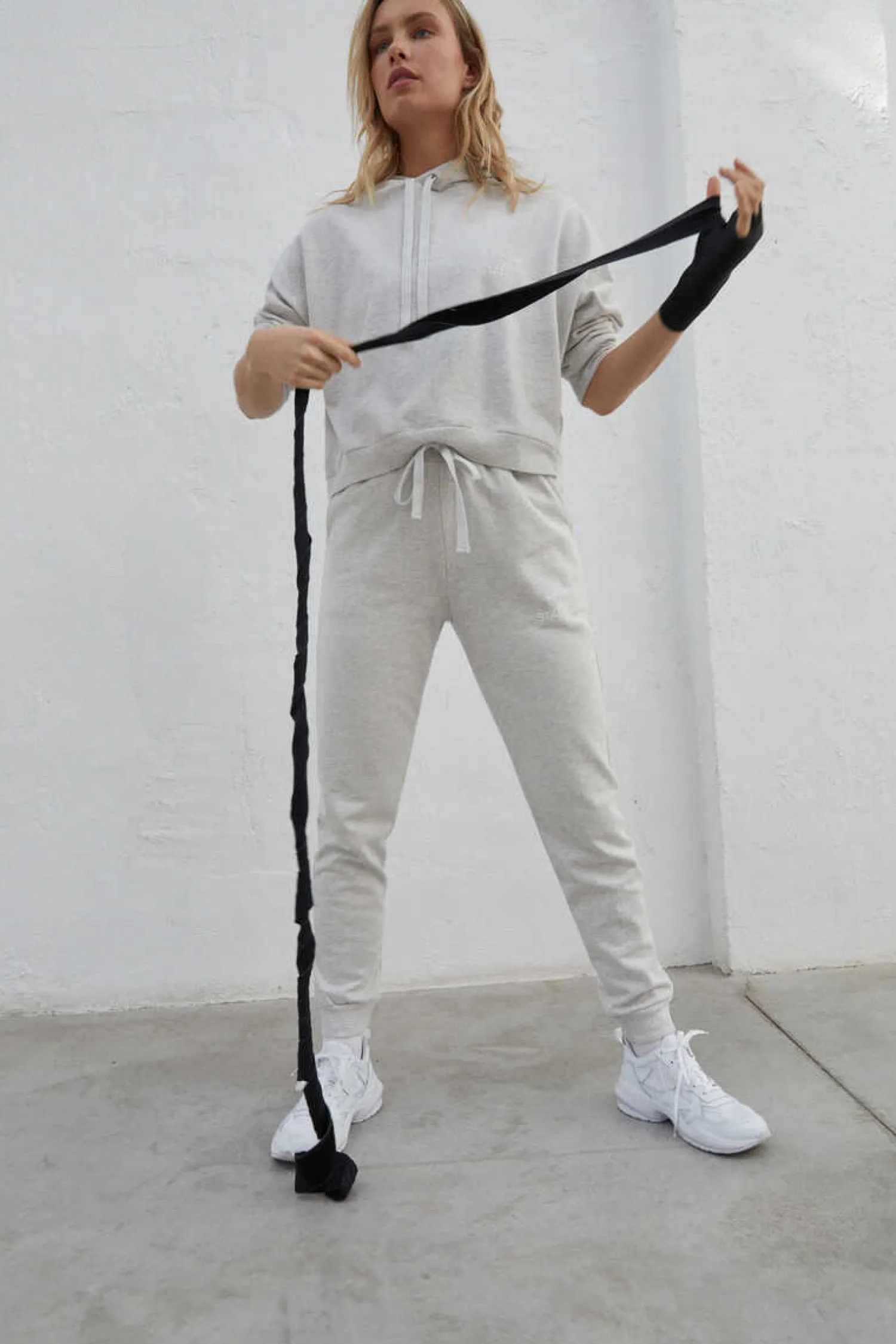 Dash and Stars Joggers-Calcas Jogger 100% Algodao Cinzentas