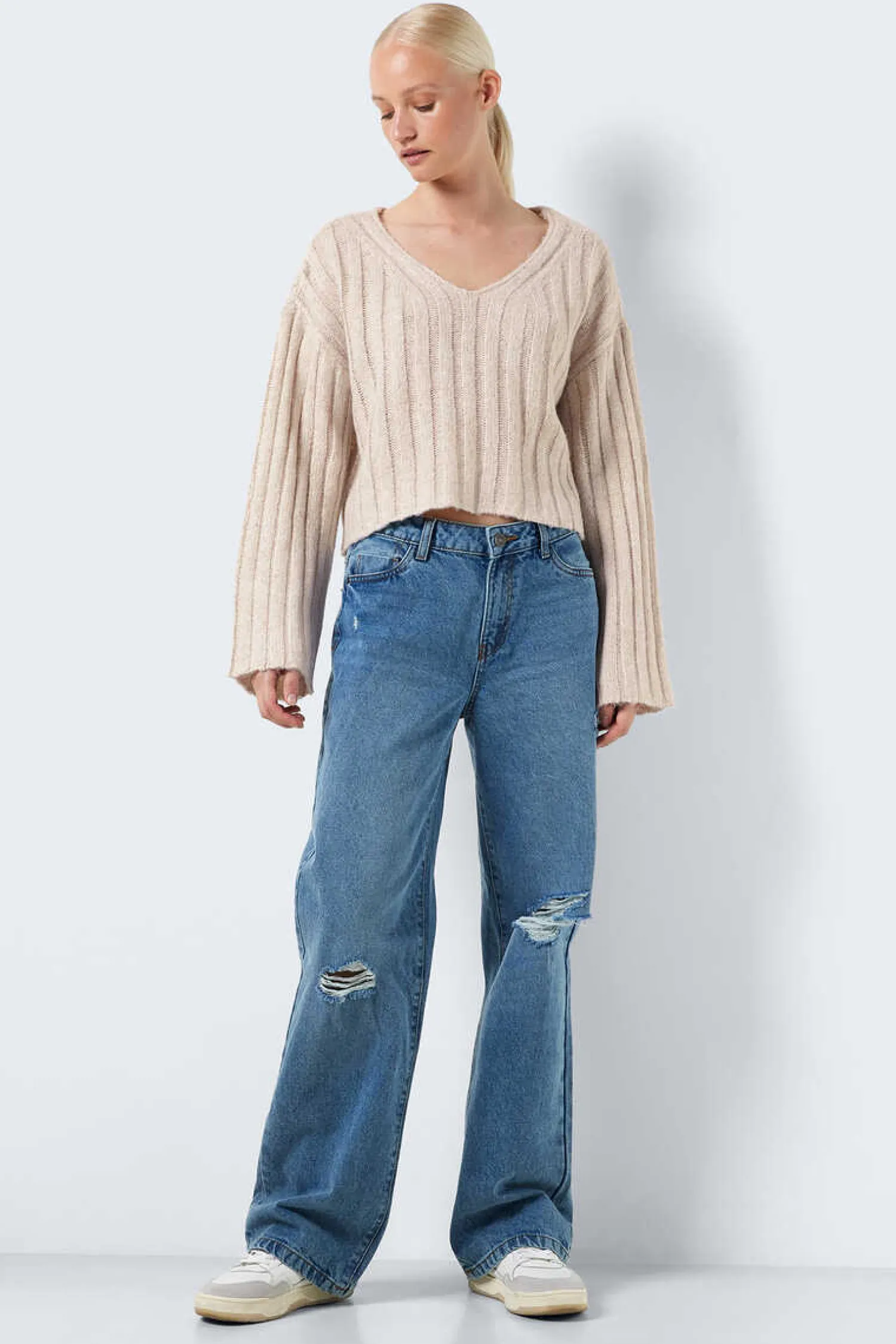 Noisy May Sueteres E Cardigans-Camisola Com Gola Em V