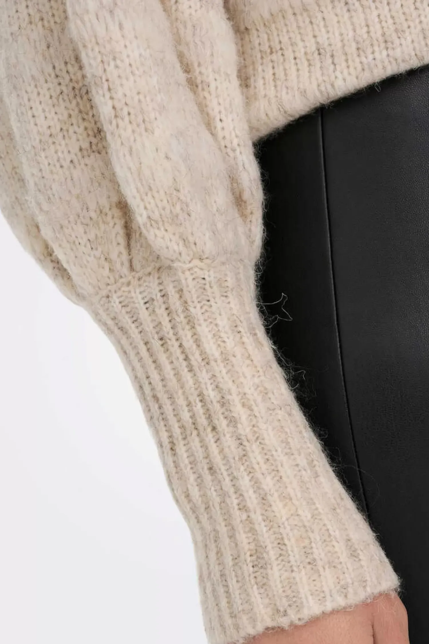 Only Sueteres E Cardigans-Camisola De Malha Gola Alta