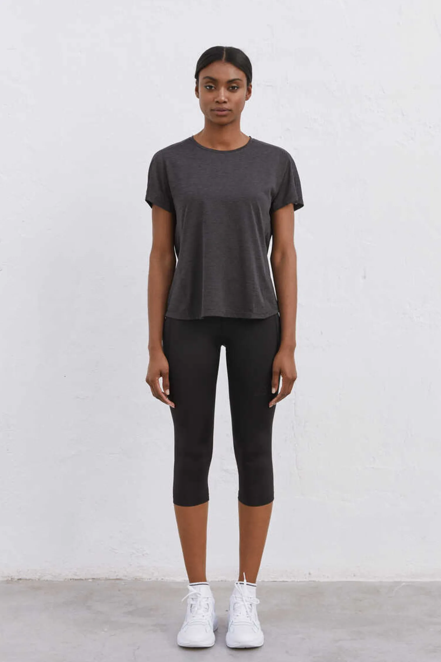 Dash and Stars Outdoor-Camisola Preta Ultraleve