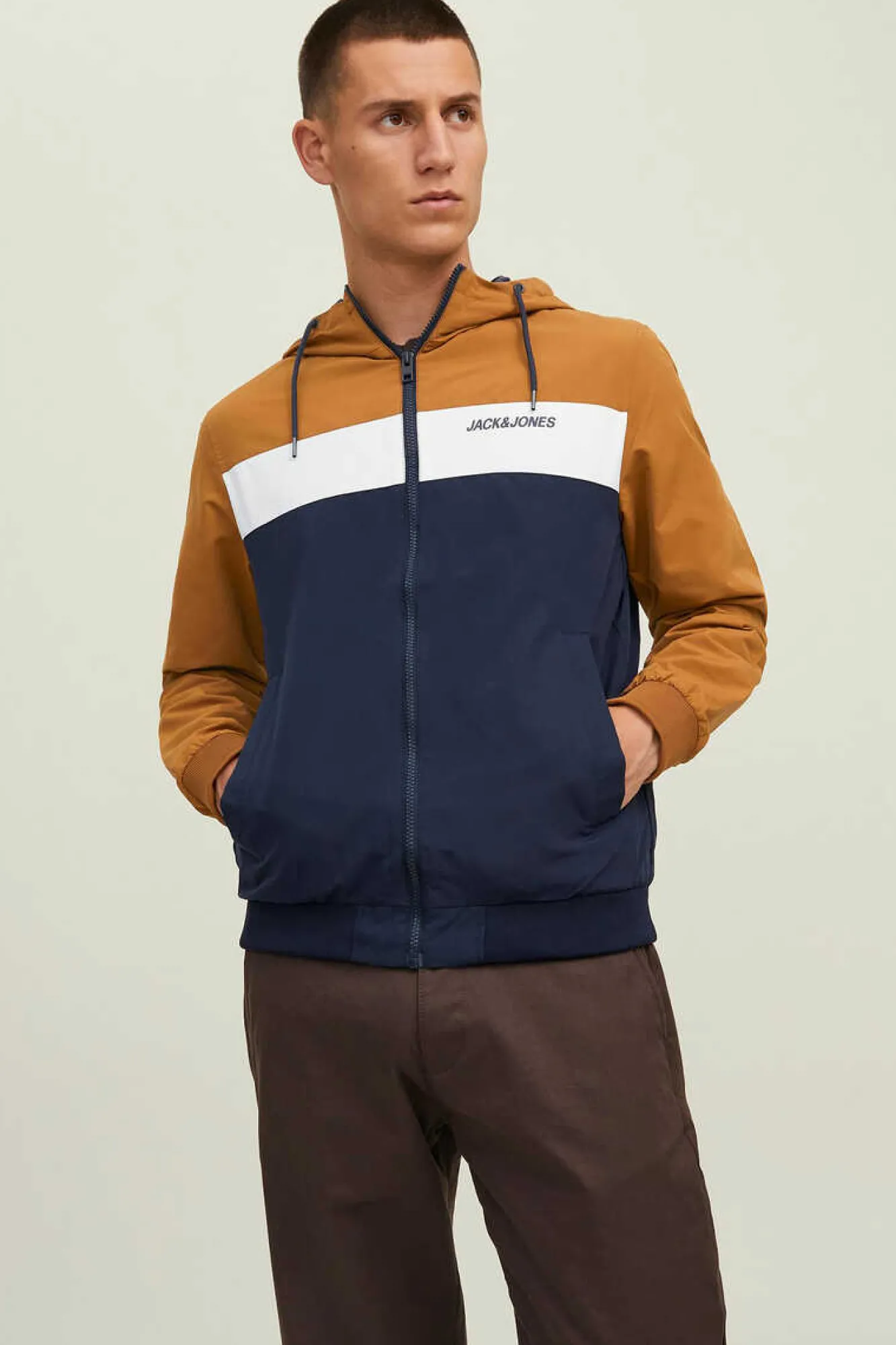 Jack & Jones Casaco Leve Tecnico Com Capuz Castanho Best