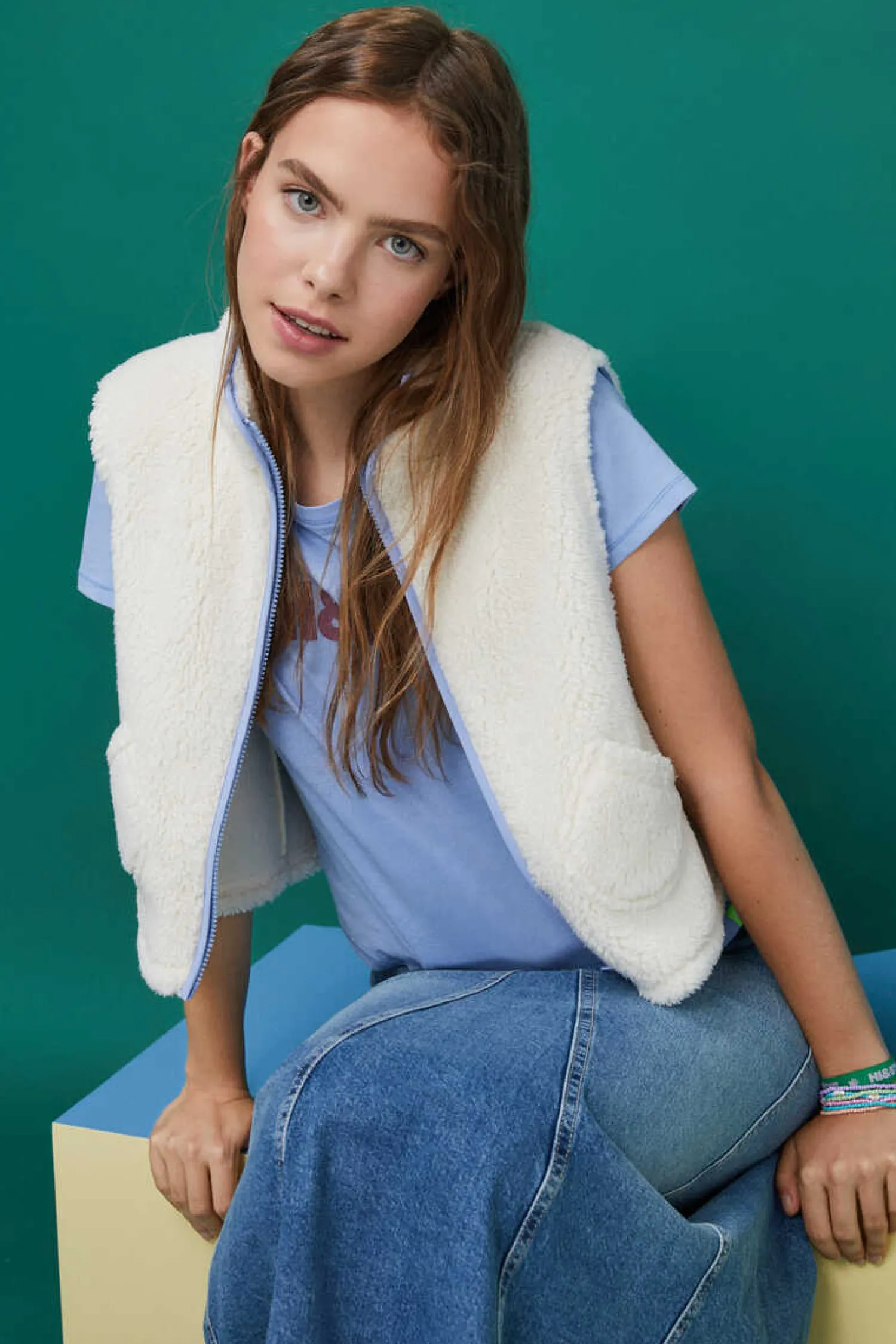 HI&BYE Sweatshirts-Colete Curto Borrego Cru