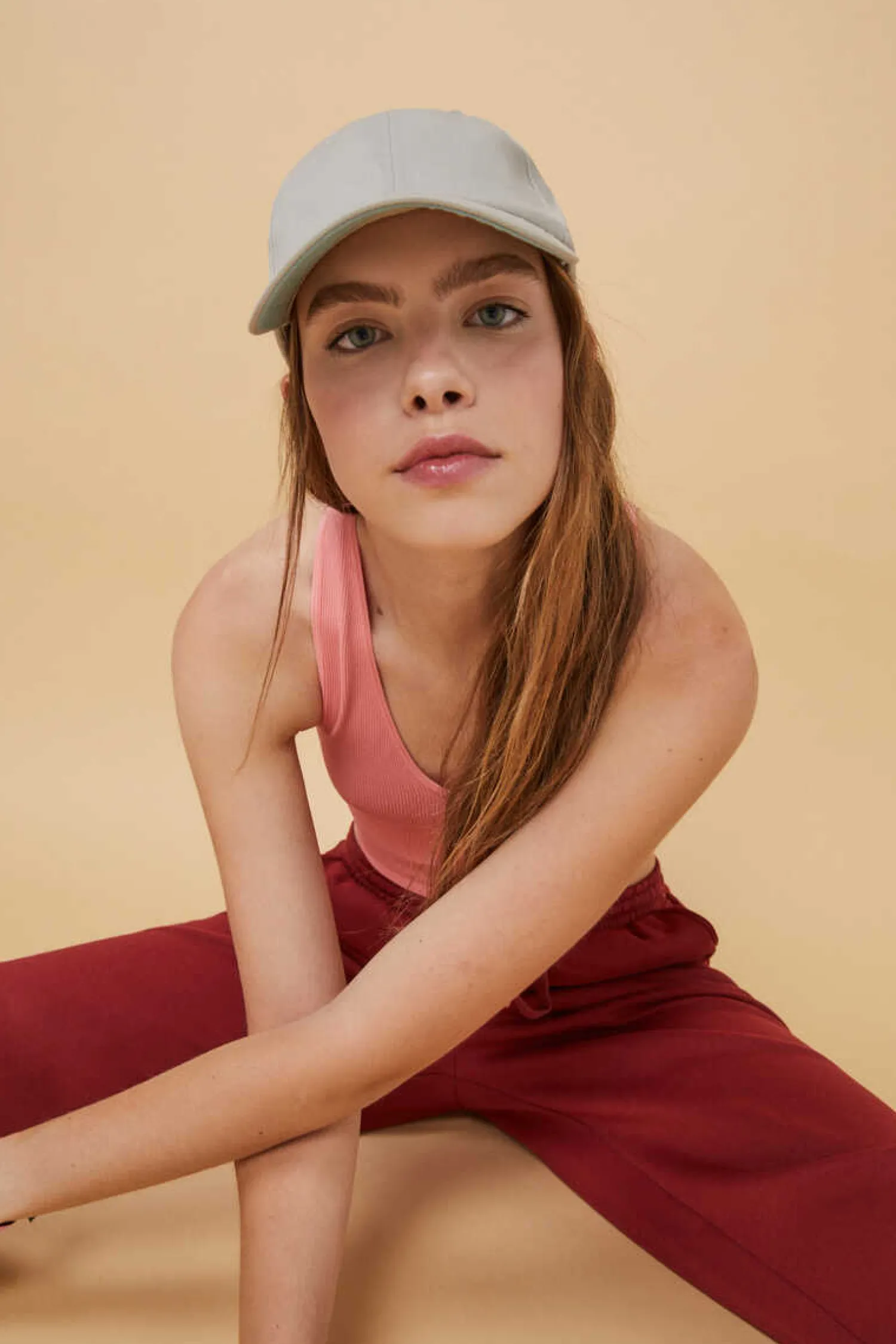 HI&BYE T-Shirts E Tops-Crop Top Decote V Sem Costuras Vermelho-Escuro