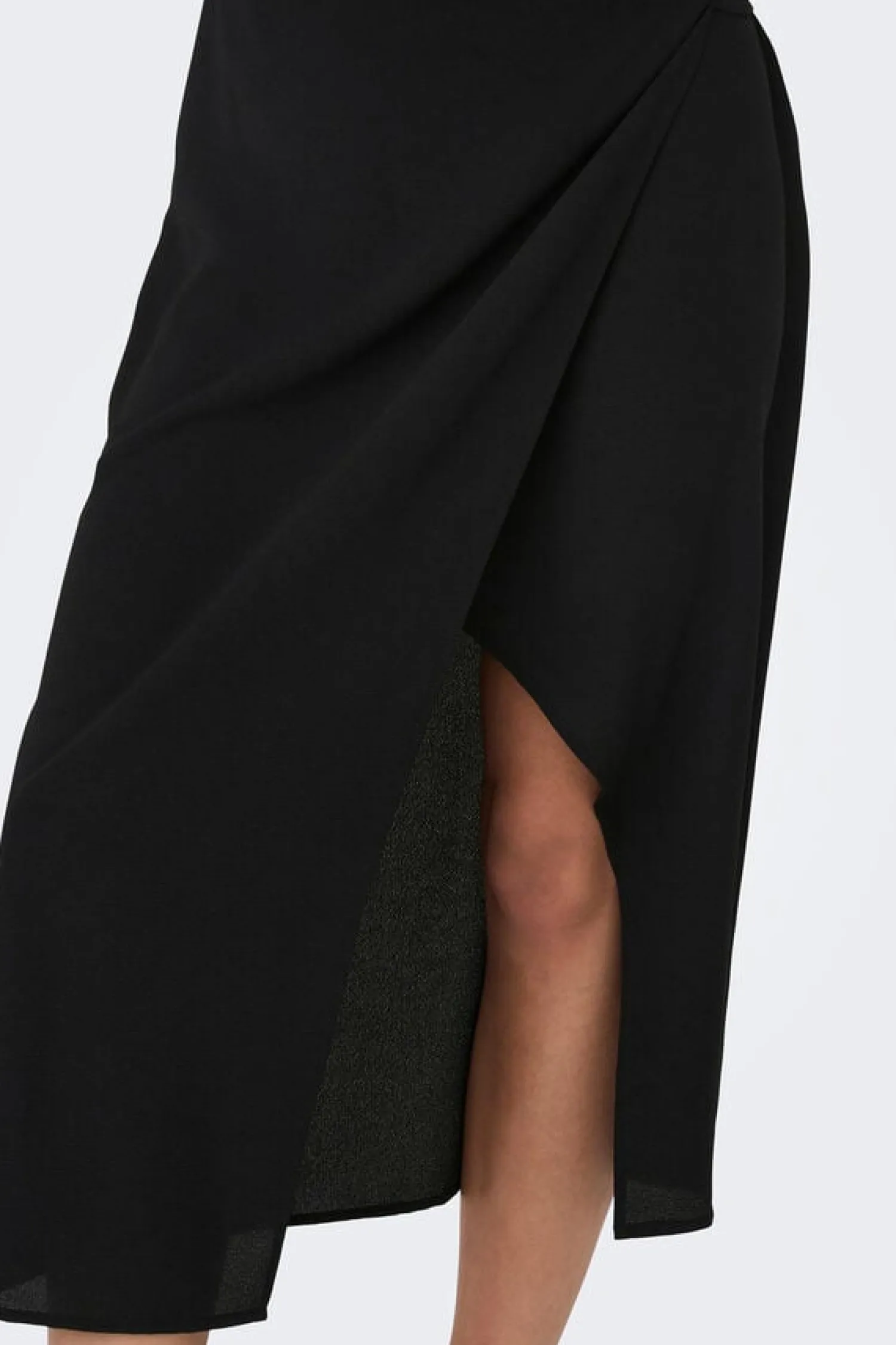 Only Saias-Enrole Saia Curta