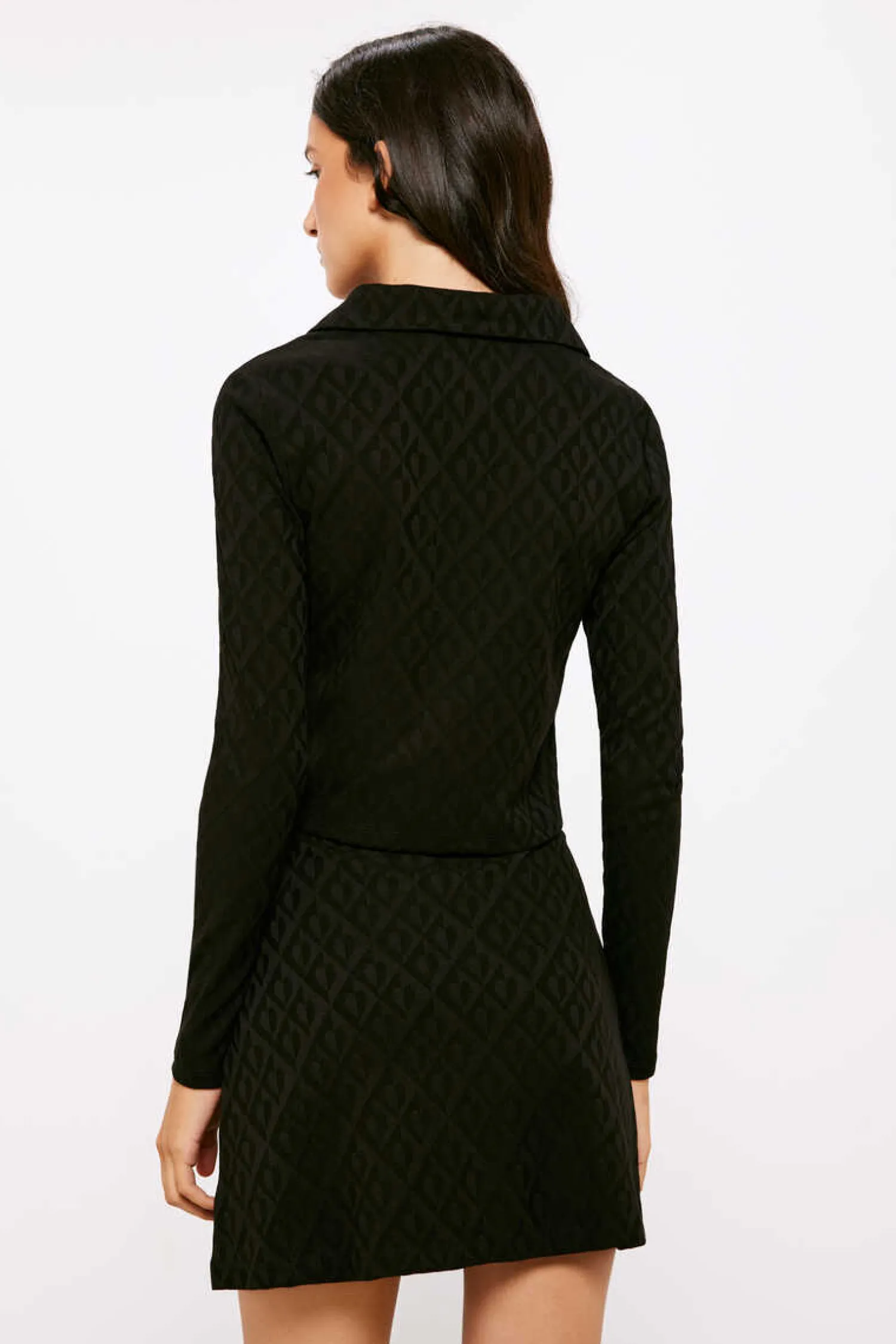 High Spirits Saias-Hook Skirt