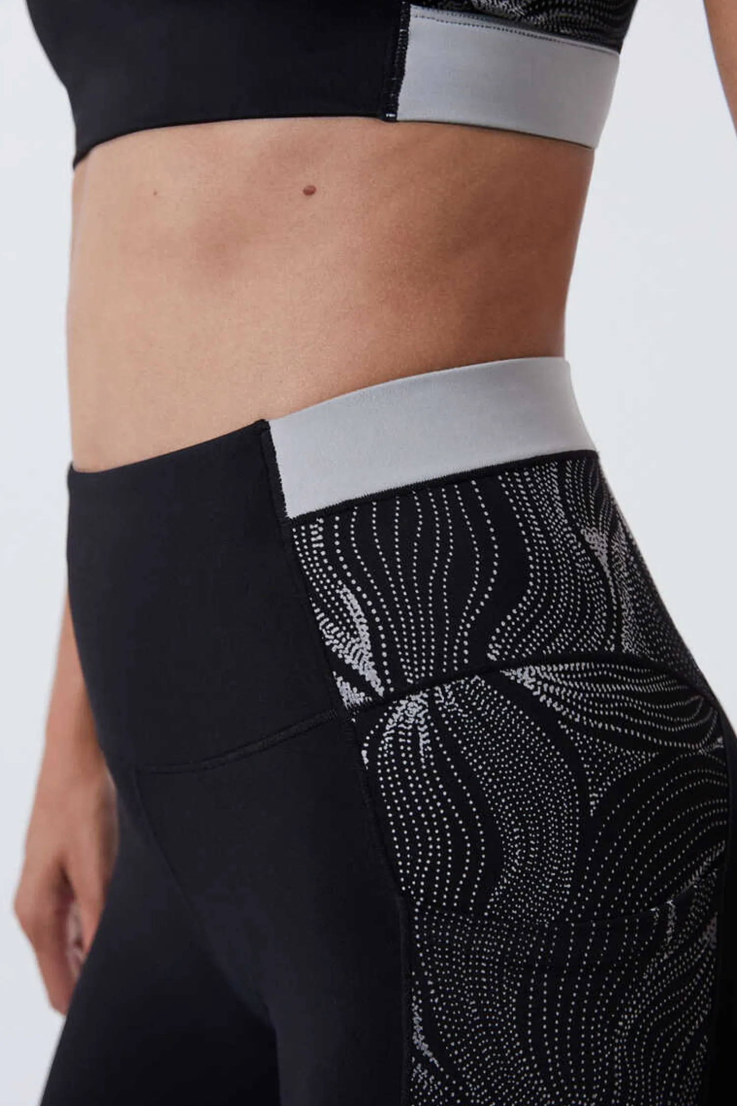 Dash and Stars Calcas-Leggings Crop Refletoras 4D Stretch