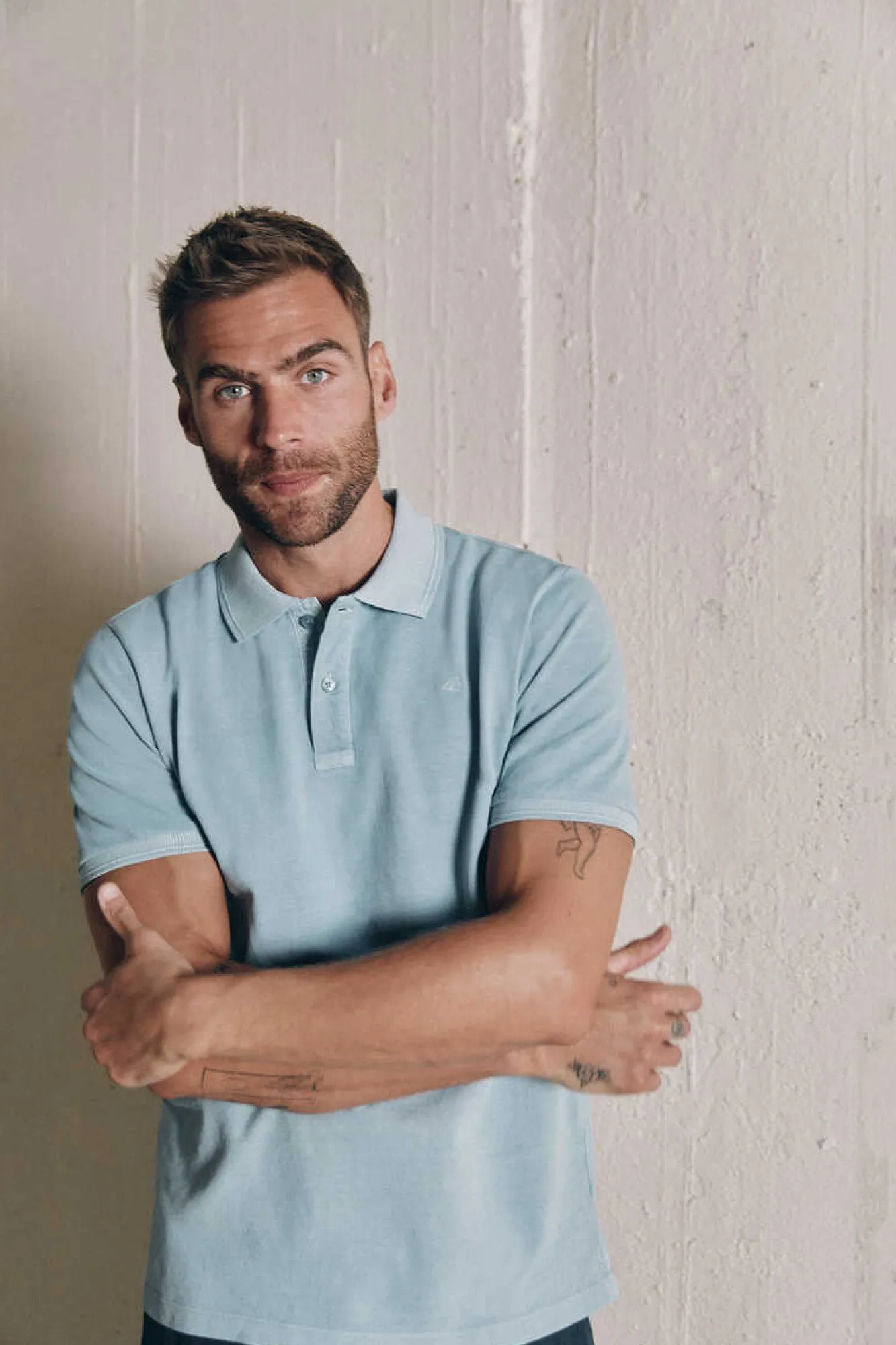 Ooto Polo Pique Lavado Bordado De Aviao Azul Online