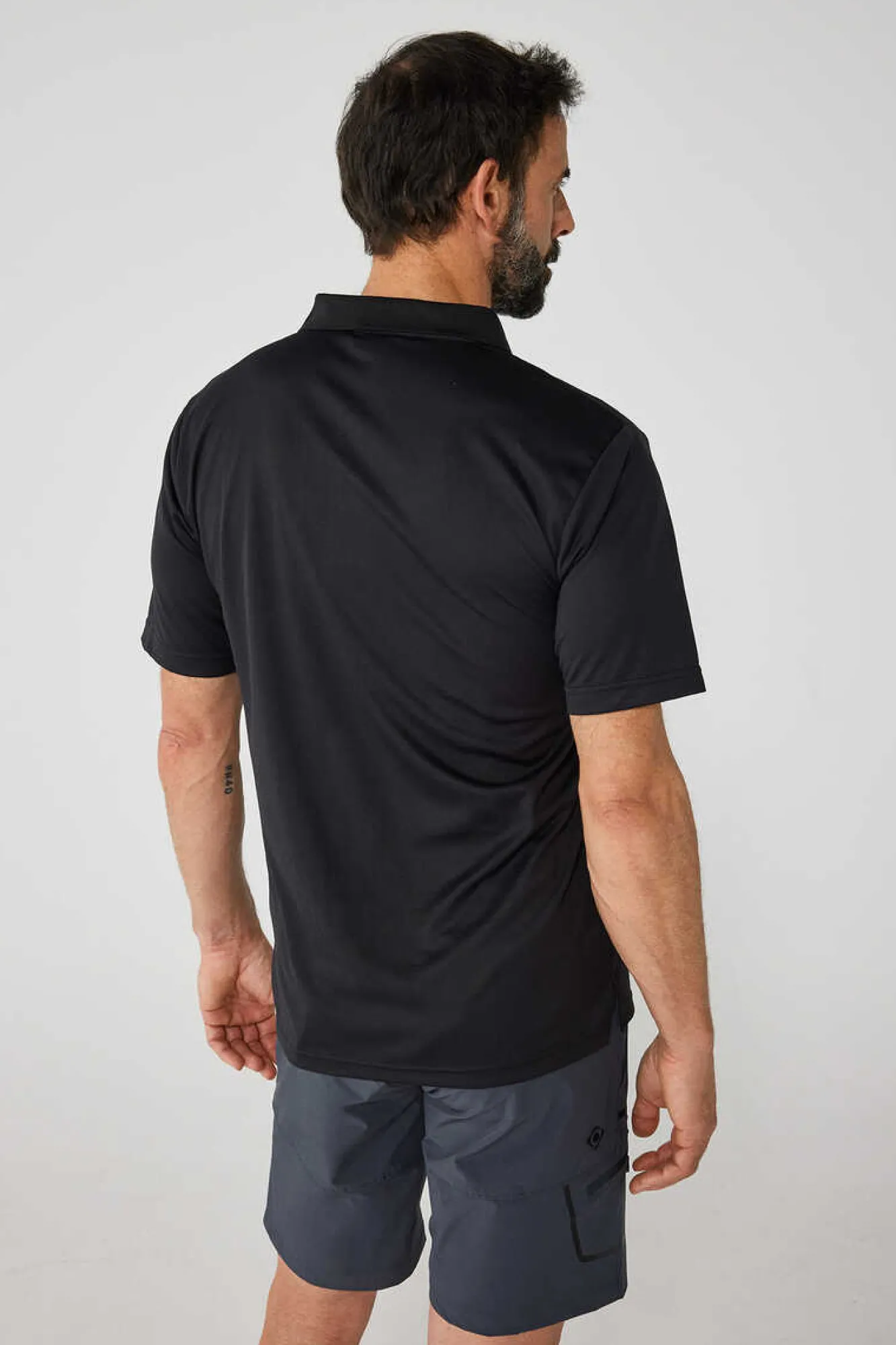 Izas Polo Tecnico De Manga Curta Preto Outlet