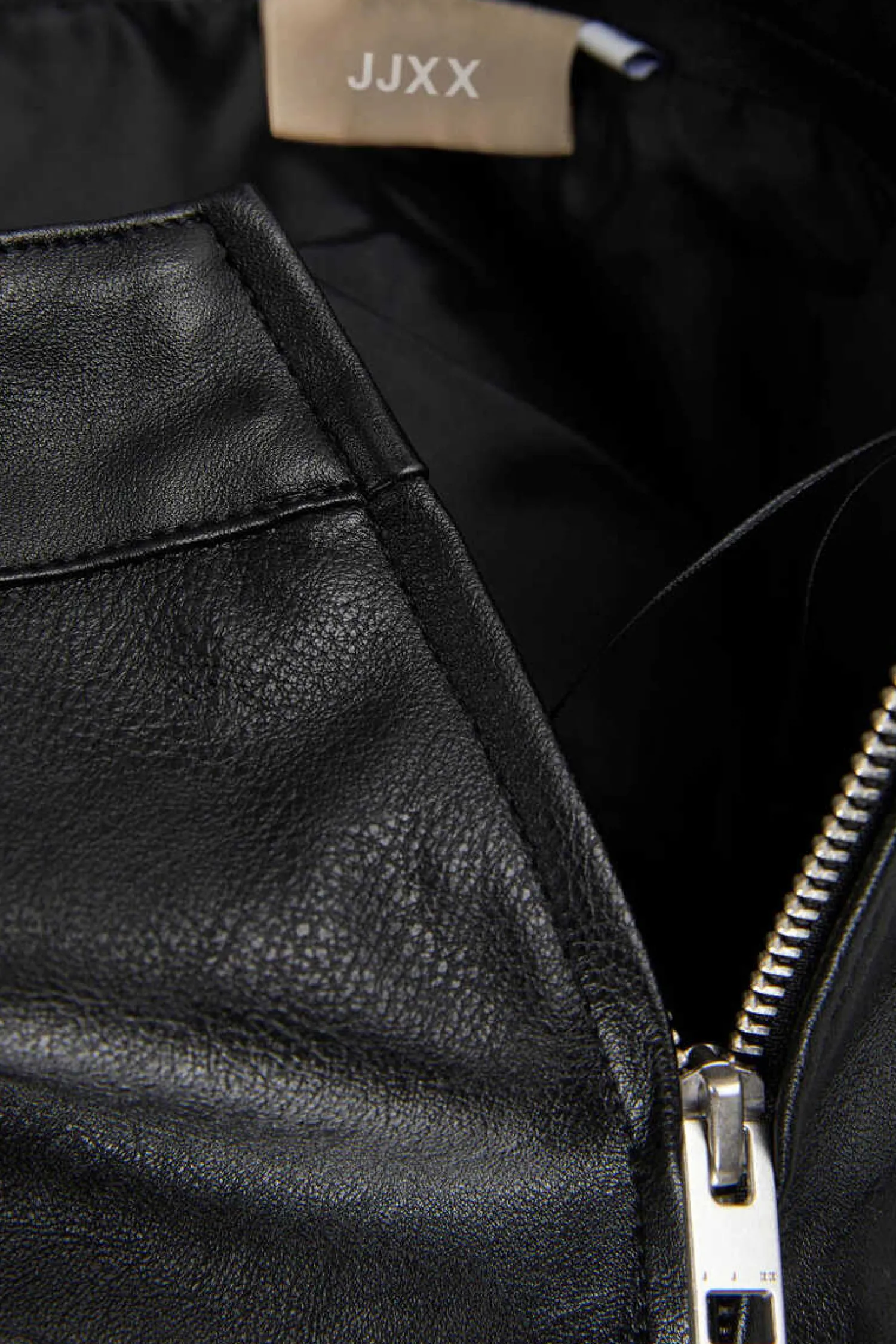 Jack & Jones Saias-Saia Efeito Pele