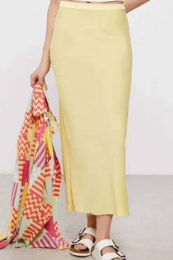 High Spirits Saias-Saia Mango