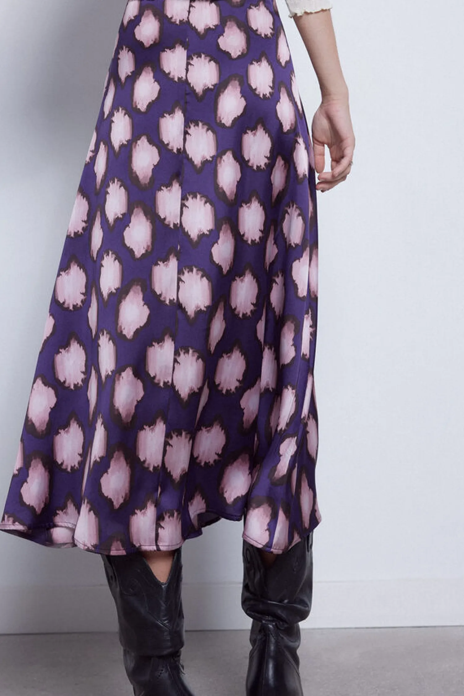 Slowlove Saias-Saia Midi Acetinada