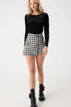 Inside Saias-Saia-Calca Com Botoes