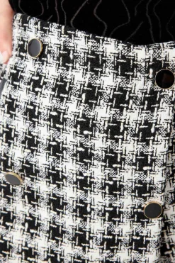 Inside Saias-Saia-Calca Com Botoes