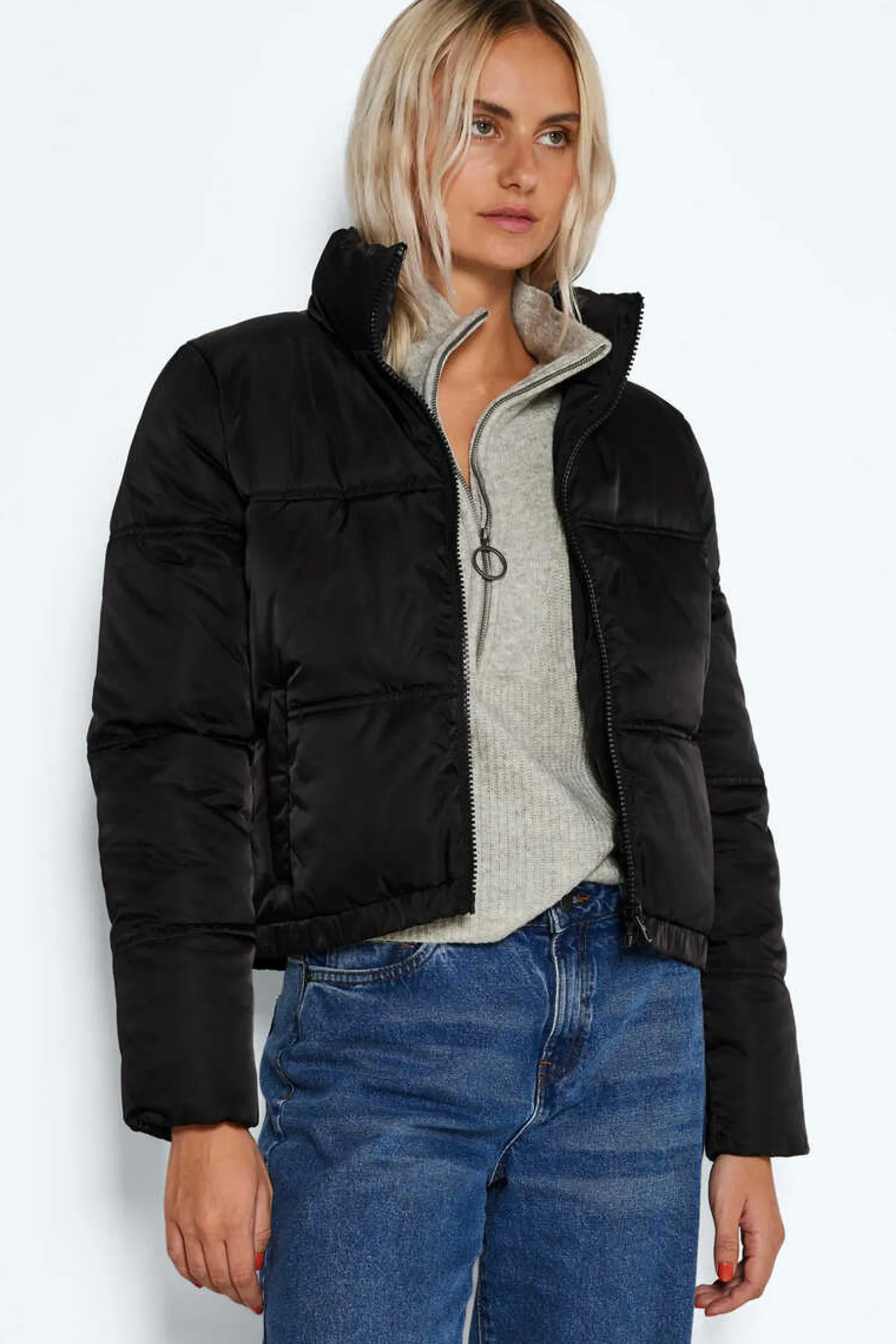 Noisy May Sobretudos E Parkas-Sobretudo Curto Acolchoado