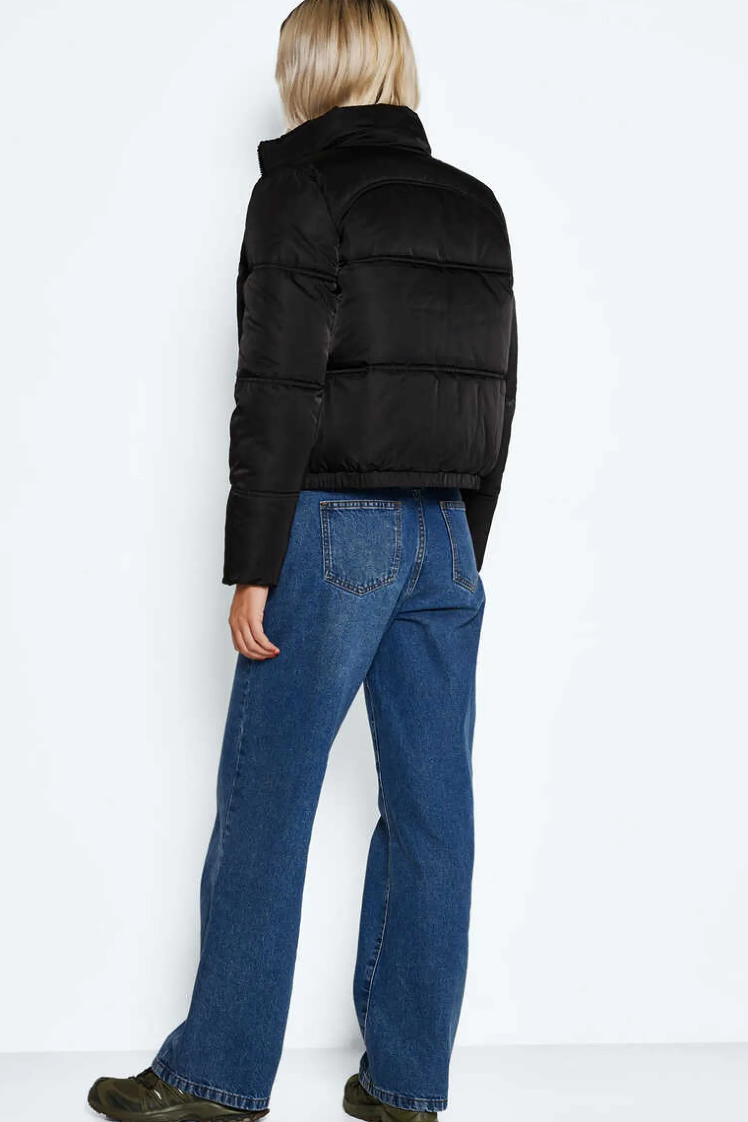 Noisy May Sobretudos E Parkas-Sobretudo Curto Acolchoado