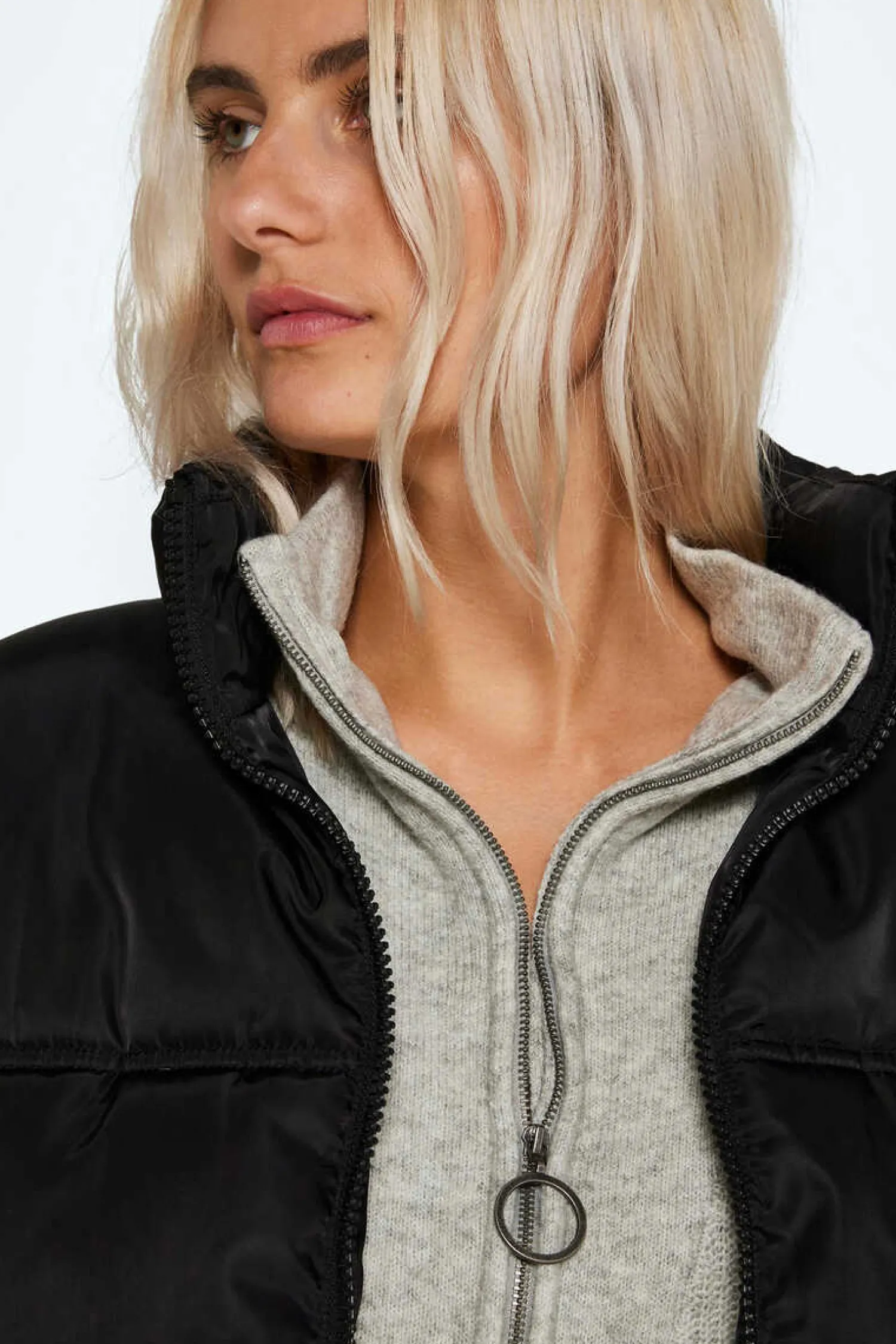 Noisy May Sobretudos E Parkas-Sobretudo Curto Acolchoado