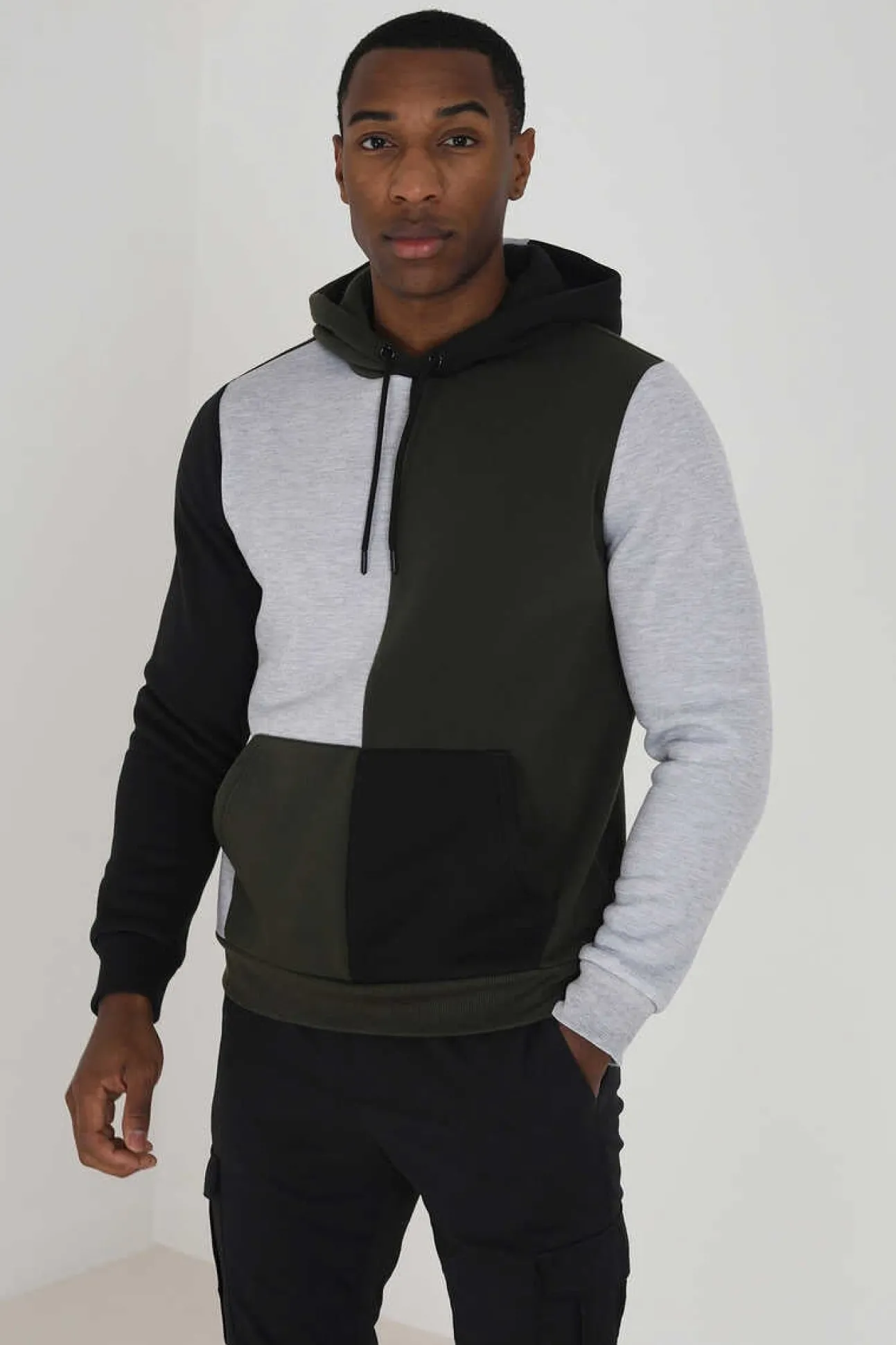 Sweatshirt Com Capuz Tricolorida