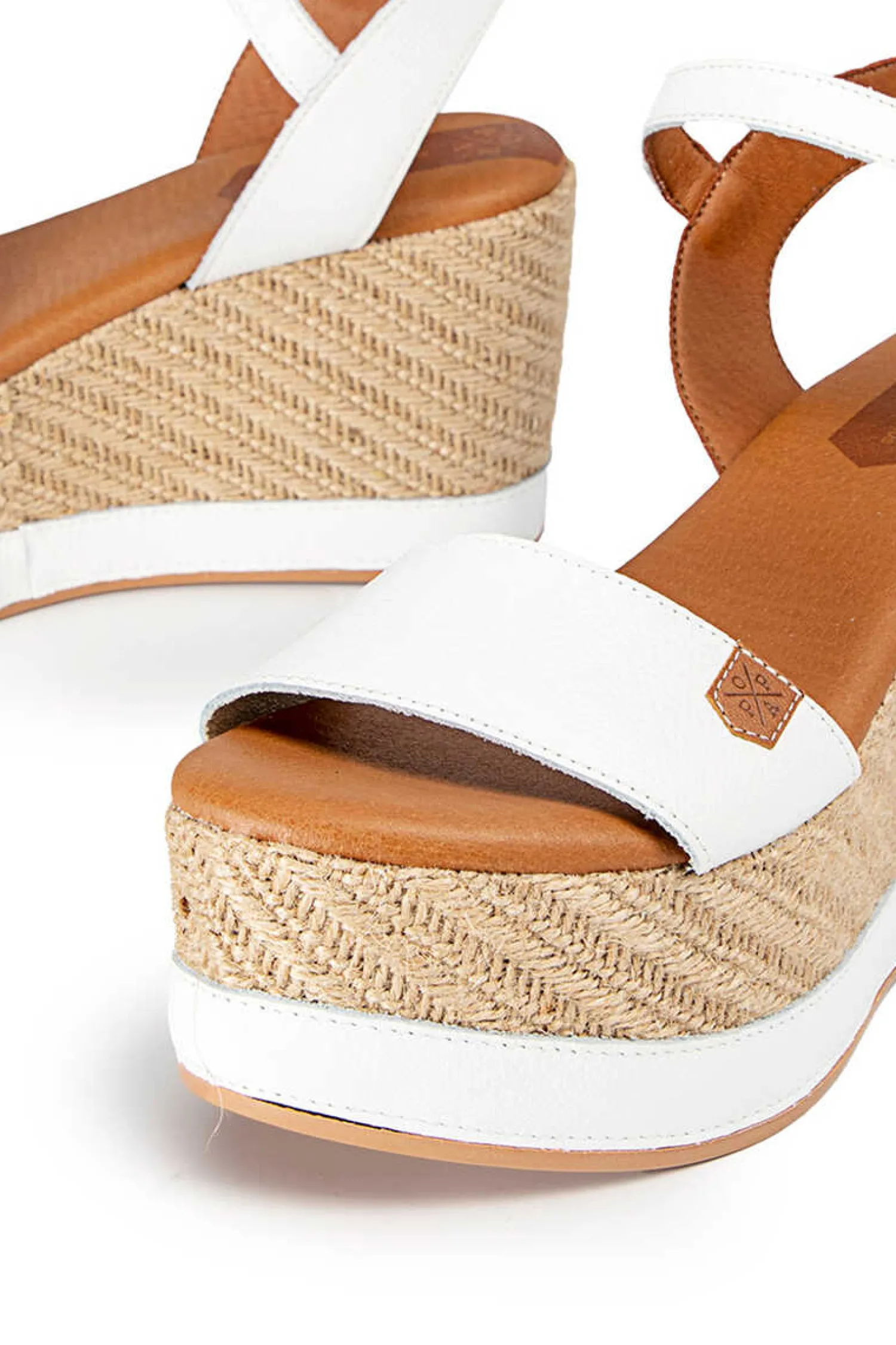 Popa Alpercatas-Tofari Pele