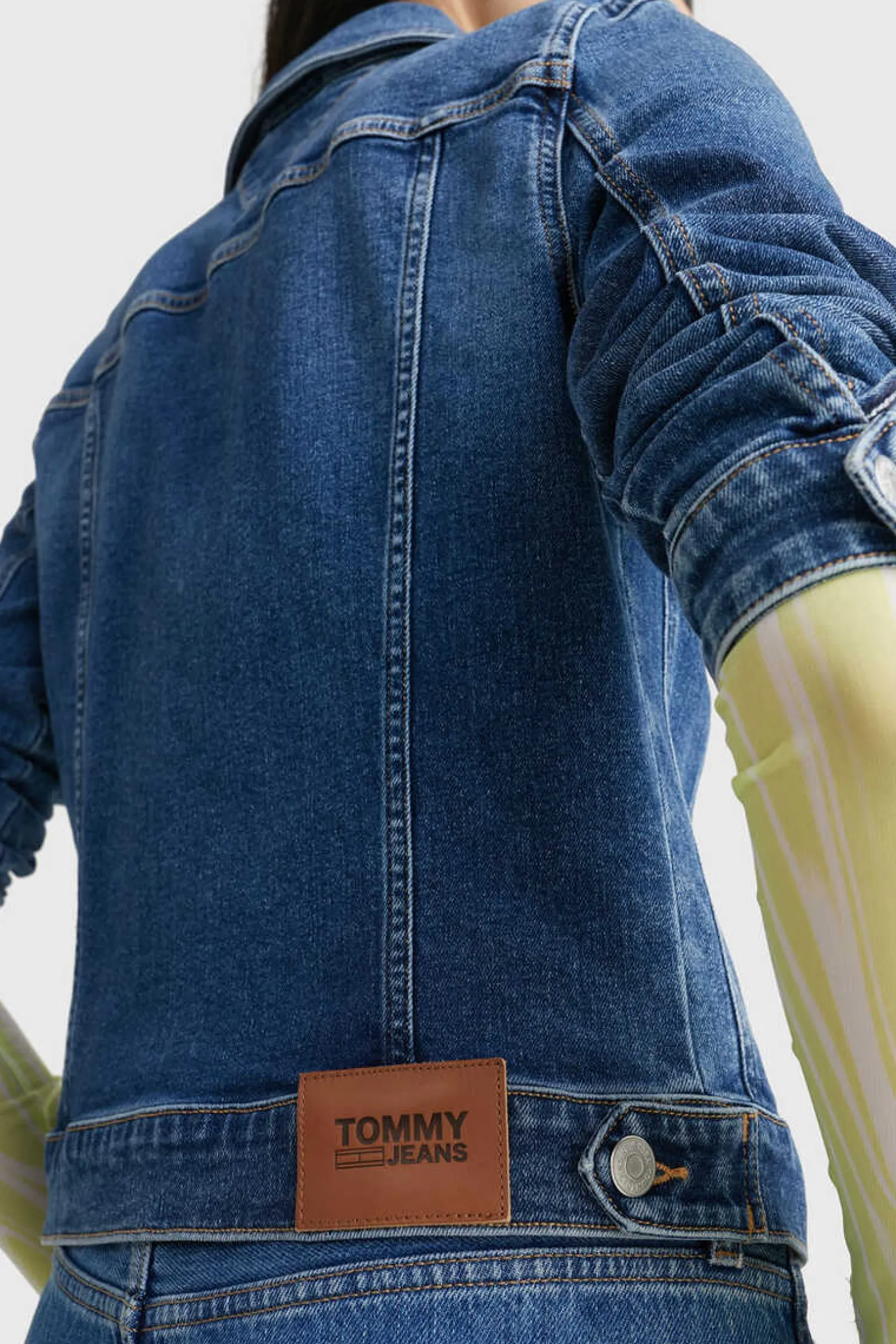 Tommy Jeans Blusoes E Casacos-Top De Mulher Cai-Cai .