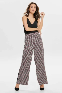 Only T-Shirts-Top Tipo Combinacao Debruado.