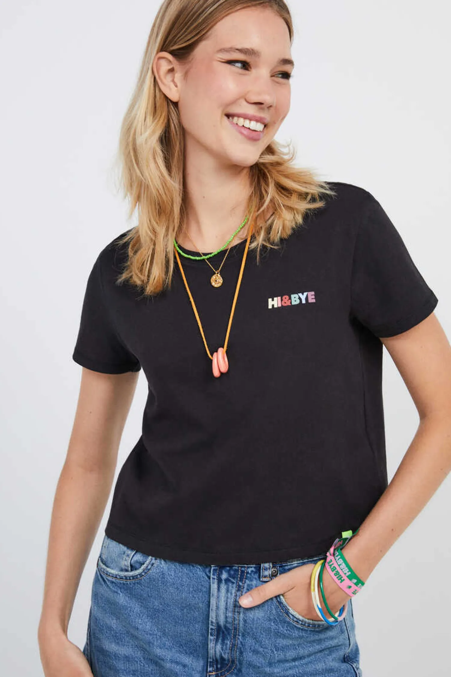 HI&BYE T-Shirts E Tops-T-Shirt 100% Algodao Preto Mini Logo