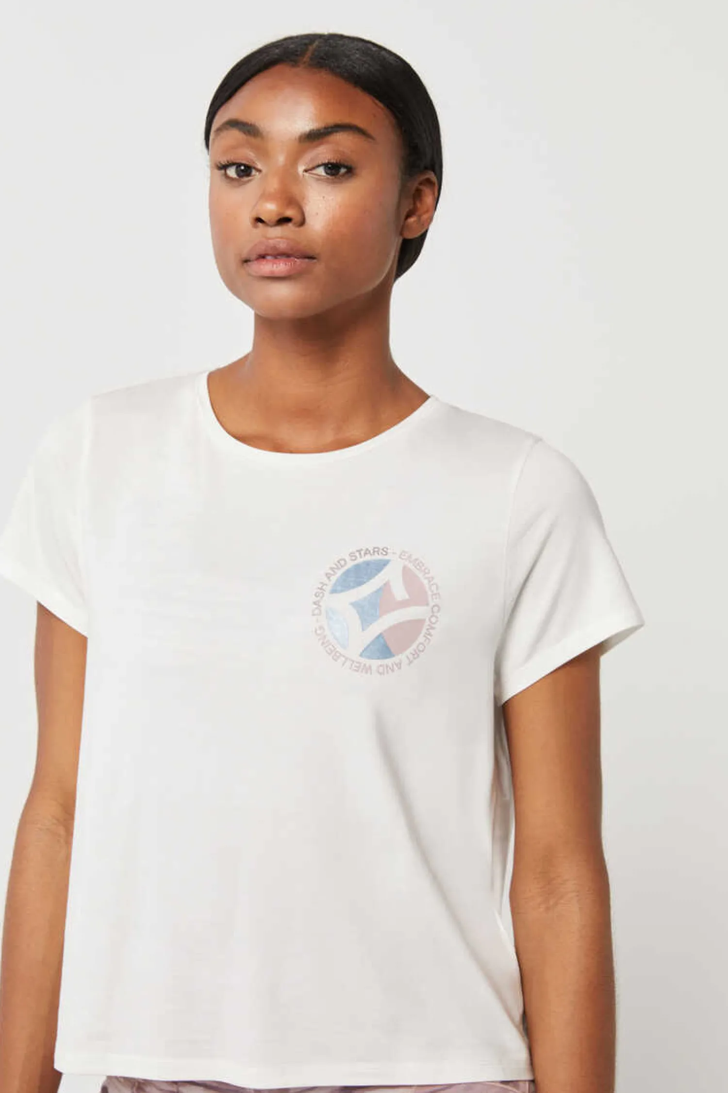 Dash and Stars T-Shirts-T-Shirt Branca Fluida Modal