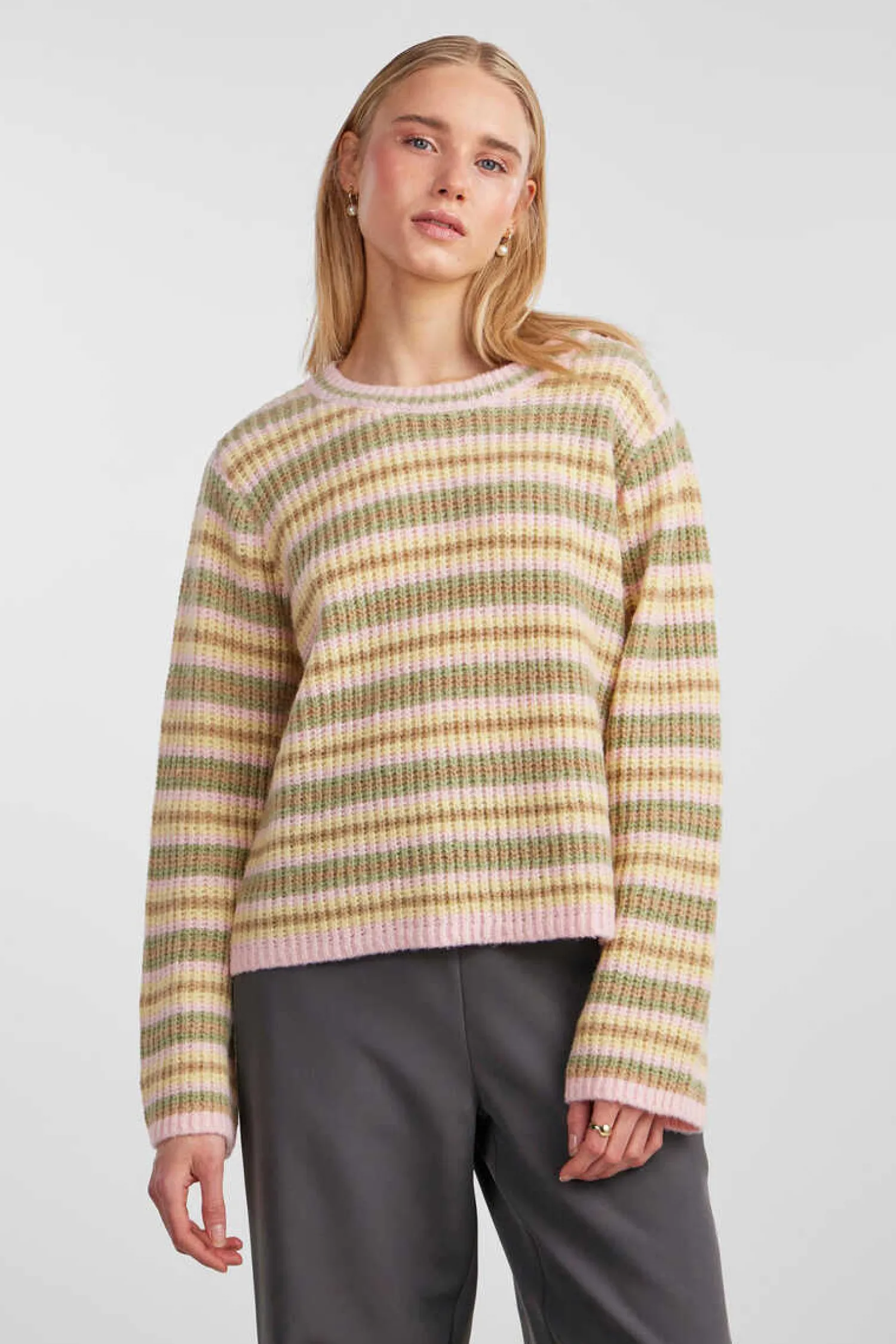 Pieces Sueteres E Cardigans-T-Shirt De Malha De Gola Fechada