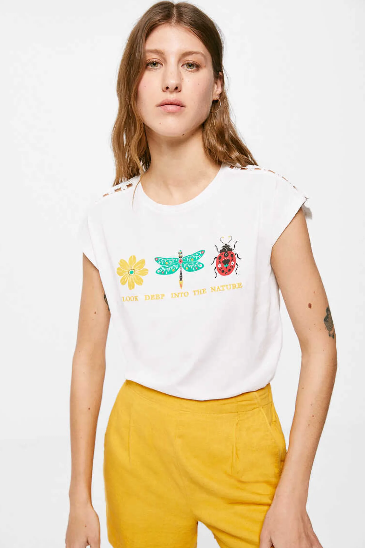 Springfield T-Shirts-T-Shirt Grafica Crochet Ombro