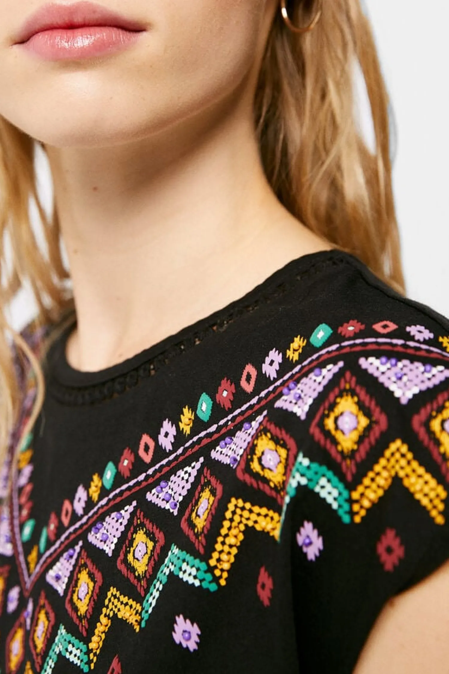 Springfield T-Shirts-T-Shirt Grafica Etnica Relevo