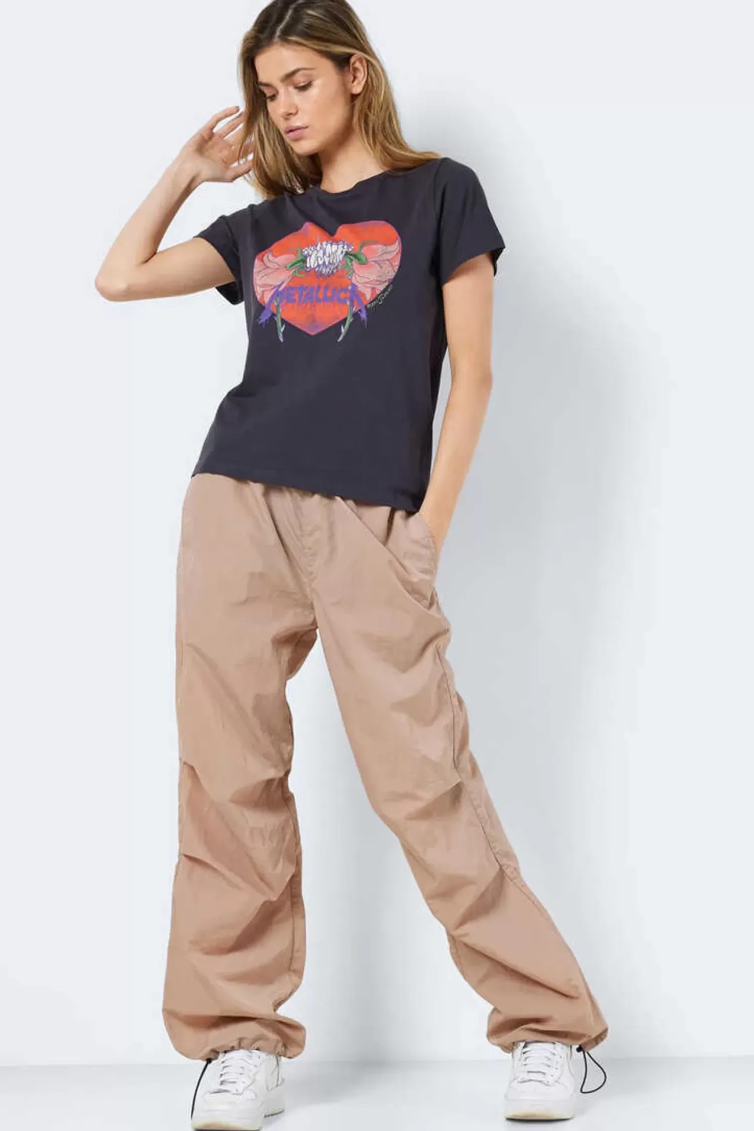 Noisy May Licencas-T-Shirt Manga Curta Print Frontal