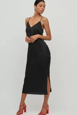 Vila Vestidos E Macacoes-Vestido Comprido De Alcas Acetinado