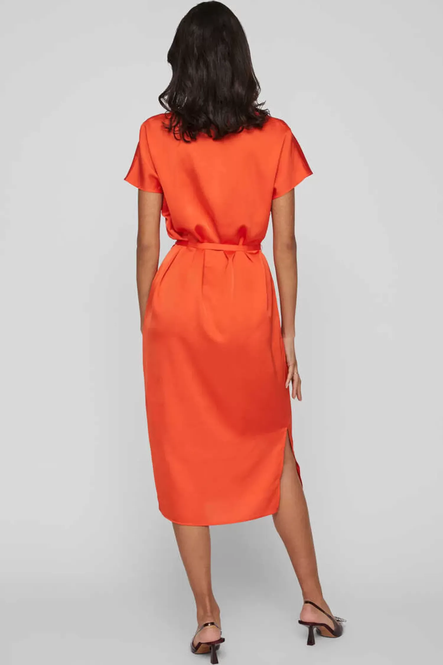 Vila Vestidos E Macacoes-Vestido Midi Acetinado De Manga Curta